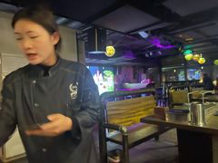 -麦凯伦烧烤·精酿超级工厂店(金桥总店)