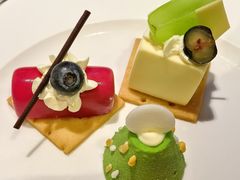 -广州万富希尔顿酒店-感趣自助餐厅·生蚝海鲜刺身