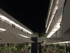 -Cha Cha's Beach Cafe