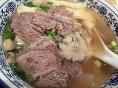 -嘻小北·兰州清汤牛肉面(太平洋森活天地店)
