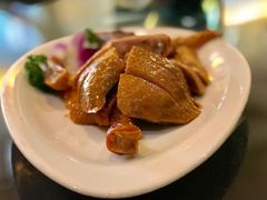 -新镇江酒家(南京西路店)