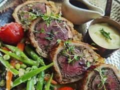 澳洲和牛惠灵顿鹅肝牛排-普朗姆生蚝牛排馆 The Plump Oyster(成都摩方购物中心店)