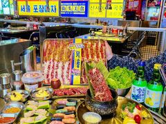 -哈哈碳都·牛肋条无限自助烤肉(台江万达店)