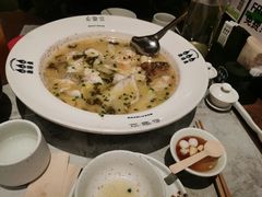 -渔语鱼新川菜Bistro(万象天地店)