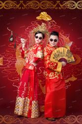 -现代经典婚纱摄影