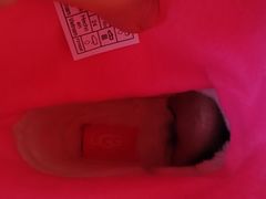 -UGG(燕莎奥特莱斯购物中心店)