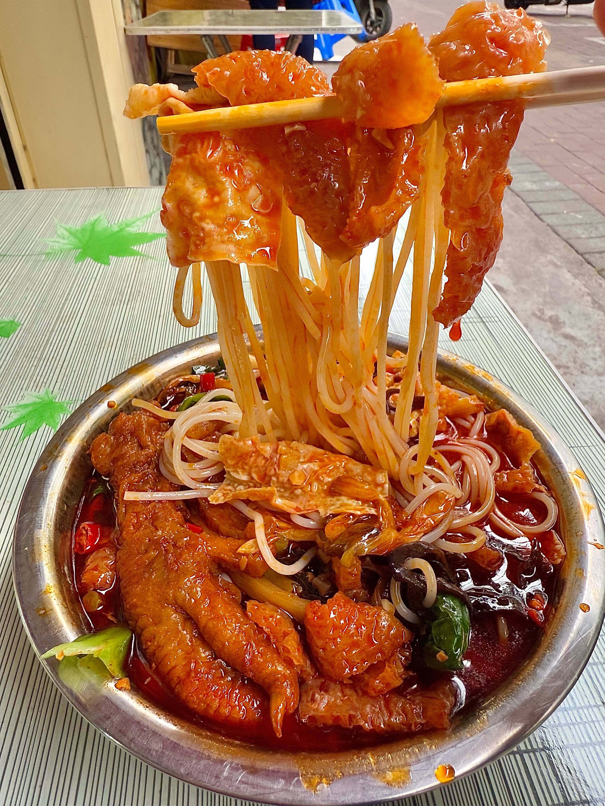 柳州前三的猪皮螺蛳粉!