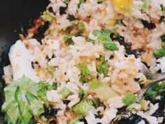 蒜香芝士鱼籽拌饭-鱼籽村秘制拌饭(崇文门店)
