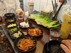 -肉甲韩国木炭烤肉(新壹街1店)