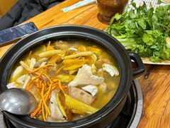 -菌之家·专业纯野生菌火锅·特色炒菌
