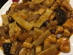 -金牌餐厅·天津菜·八珍豆腐·老爆三(瓷房子店)