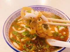 -烤鸭肉夹馍鸭汤店