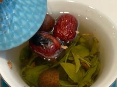 -三江源美食城