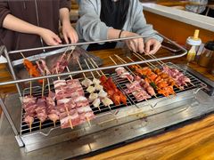 -哈尔滨小酒馆·鲜肉现穿自助烧烤(康新花园店)