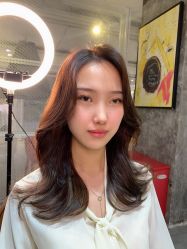 -AYO SALON