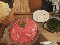 -巴卤社老火锅(财富店)