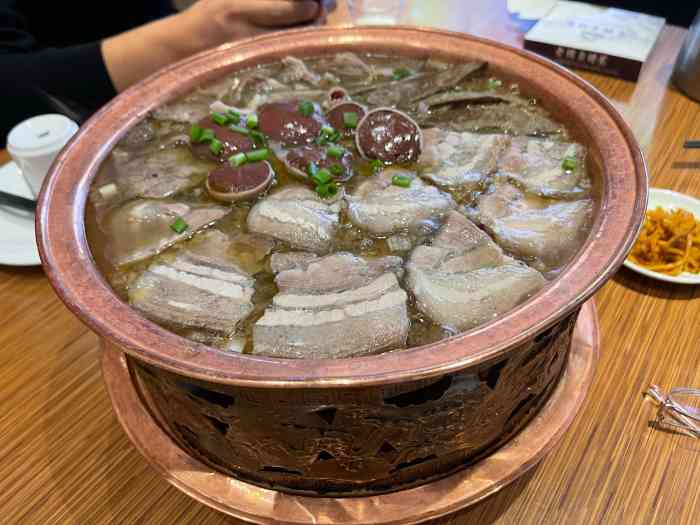 老韩杀猪菜-"韩国回来几个朋友就想吃家乡的杀猪菜!我们.