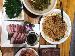 -老滇山寨•云南特色菜•地方菜•民族风情歌舞表演(金碧店)