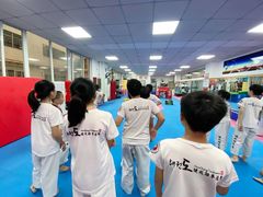 -健成运动中心·体适能跆拳道少儿格斗体考跳绳