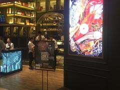 门面-钱小奴海鲜自助黑金店(杭州滨江龙湖店)