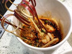 无骨头鸡爪-老佛爷铜炉蛙锅(海岸城店)