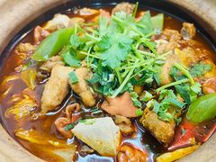 臭豆腐肥肠鸡煲-谢记上海大排档(长寿路店)