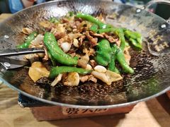 -费大厨辣椒炒肉(万家丽一店)