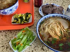 小菜-吾穆勒蓬灰牛肉面·清真(北滨河中路店)