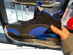 -Air Jordan(世贸天阶店)