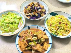 -天鹅到家·保姆月嫂育儿嫂(龙华店)