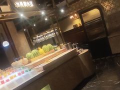 -半岛翡丽海鲜自助餐厅(观风亭店)