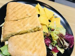 -HELLO 27 意面·沙拉·帕尼尼