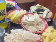 -边江铁锅炖鱼(振八街店)