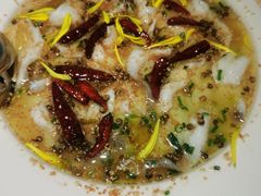 -渔语鱼酸菜鱼新川菜(来福士店)