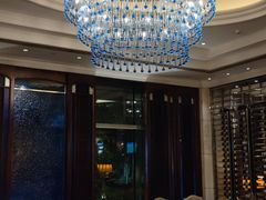 -龙虾酒吧扒房(宁波香格里拉店)
