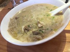 酸菜炖拆骨肉-有锞私房菜(良乡大学城店)