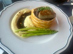 -福楼毕斯罗F Bistronome(国贸商城约会地标景观店)