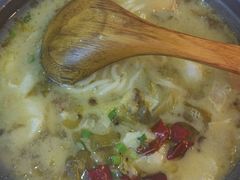 -周鱼小馆石锅酸菜鱼(活力汇店)