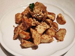 松仁脆茄-江城小馆陕南妈妈菜·全球旅行餐厅(钟楼店)