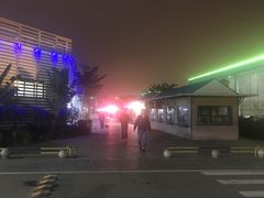-亚龙湾8号(丁村万人海鲜广场店)