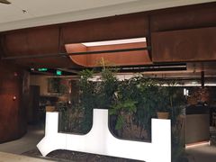 -三出山火锅(南京万象天地店)