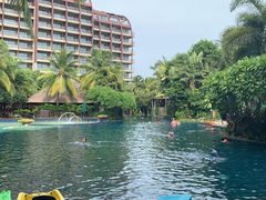 -三亚湾海居铂尔曼度假酒店