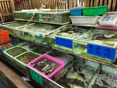 -拉威海鲜市场