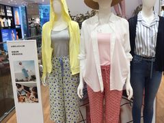 -优衣库(深圳万象天地旗舰店)