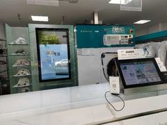 -福奈特洗衣·洗鞋·奢侈品护理(长阳路店)