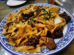-壹阁胡羊焖饼(特色小吃街店)