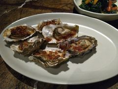 烤牡蛎-山港凯悦酒店·BEBA海滩烧烤餐厅酒吧