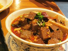 -炉小二铜锅牛蛙•川湘菜(三里屯店)