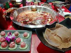 -谭鸭血老火锅(漳州路店)