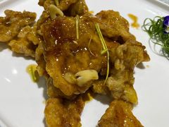 锅包肉-品味居·首店·大连鲜活海鲜大连菜(东港店)